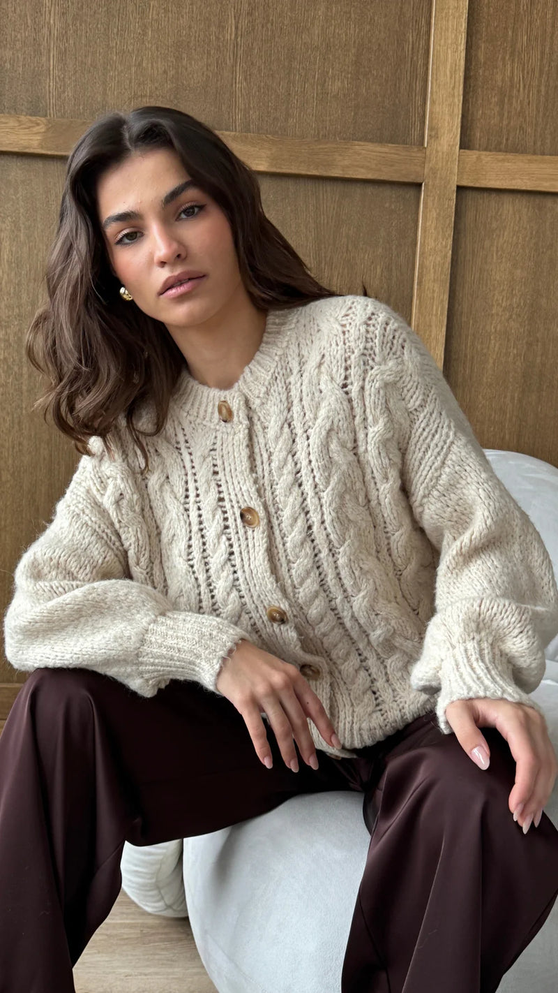 Evie Cardi - Ivory
