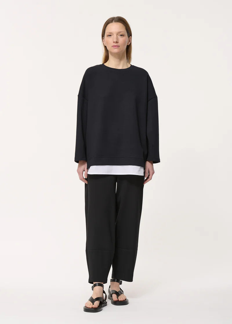 Jissu Sweatshirt