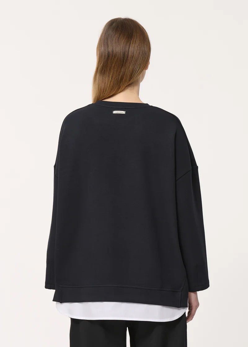 Jissu Sweatshirt