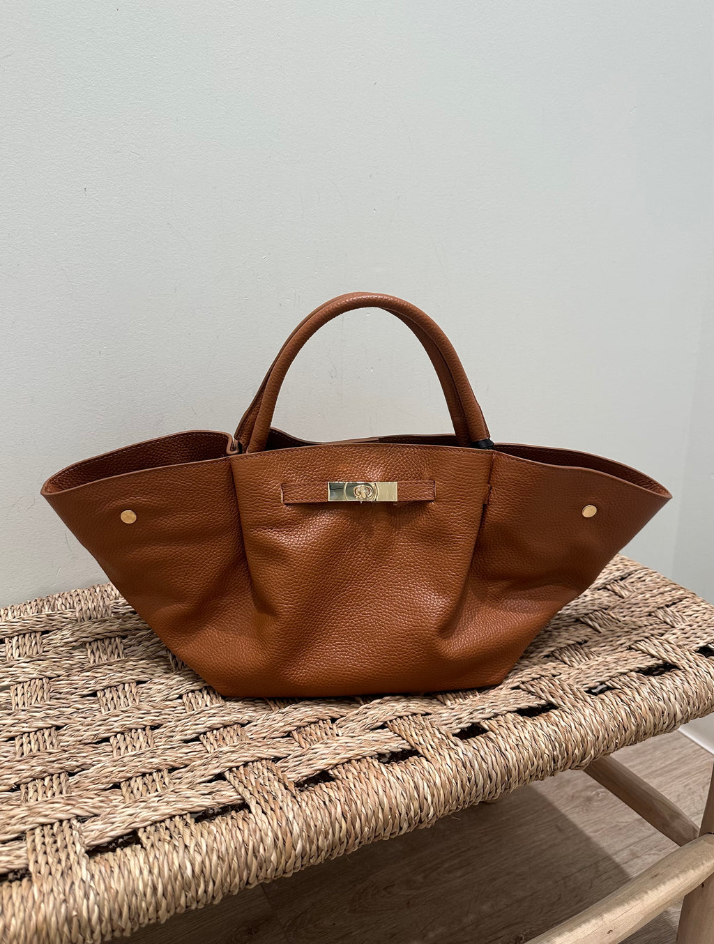 Borsa Art Feny Button Bag - Cognac