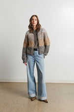Iris Cardi - Fall Foliage