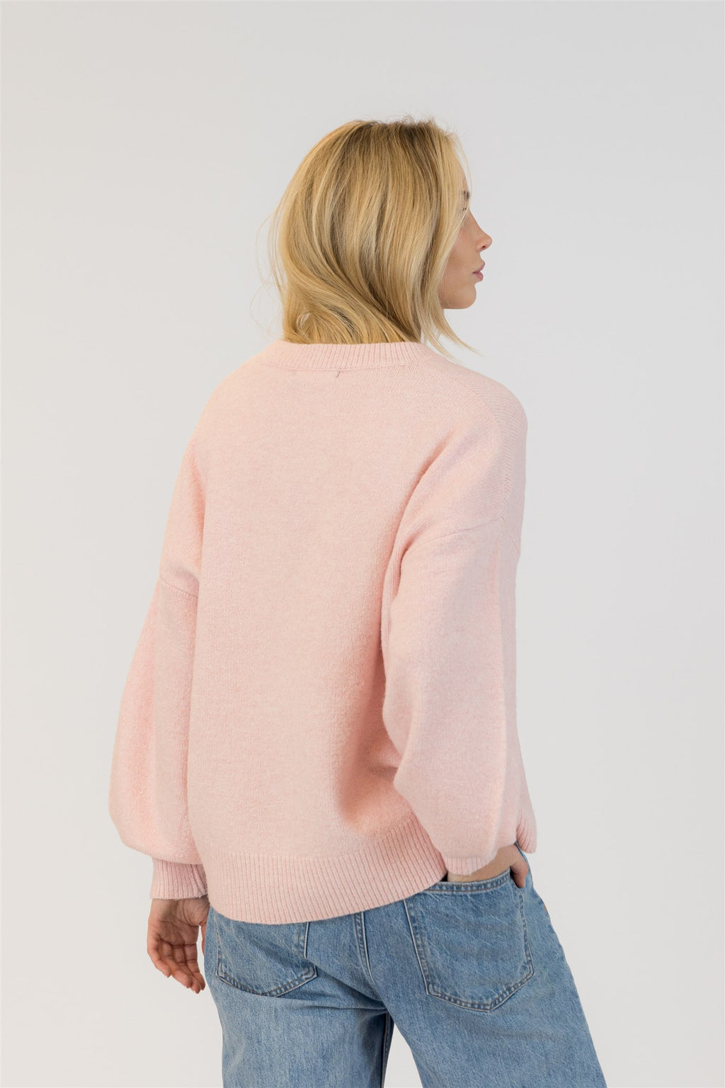 Yassie Pullover