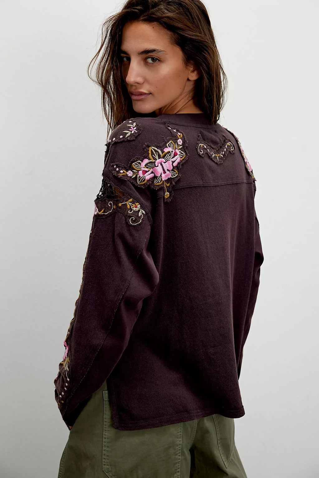 Lilith Tee - Chocolate