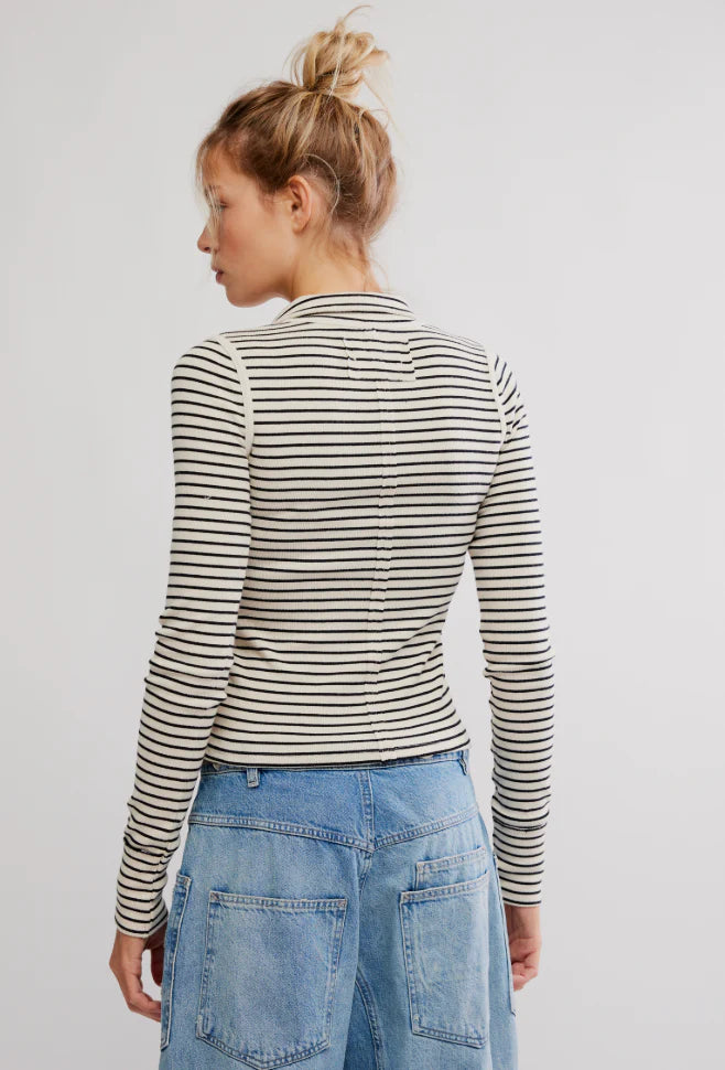 Lake Henley Stripe-Tea Combo